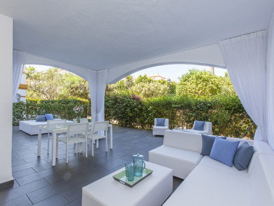 Nueva Andalucia, Stunning luxury two bed ground floor apartment close to Puerto Banus