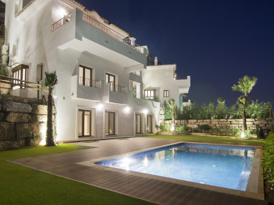 Benahavis, Increíble villa de excepcional diseño dentro de un lujoso complejo en Banahavis