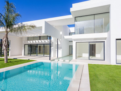 San Pedro de Alcantara, Brand new contemporary luxury villa in Guadalmina Baja